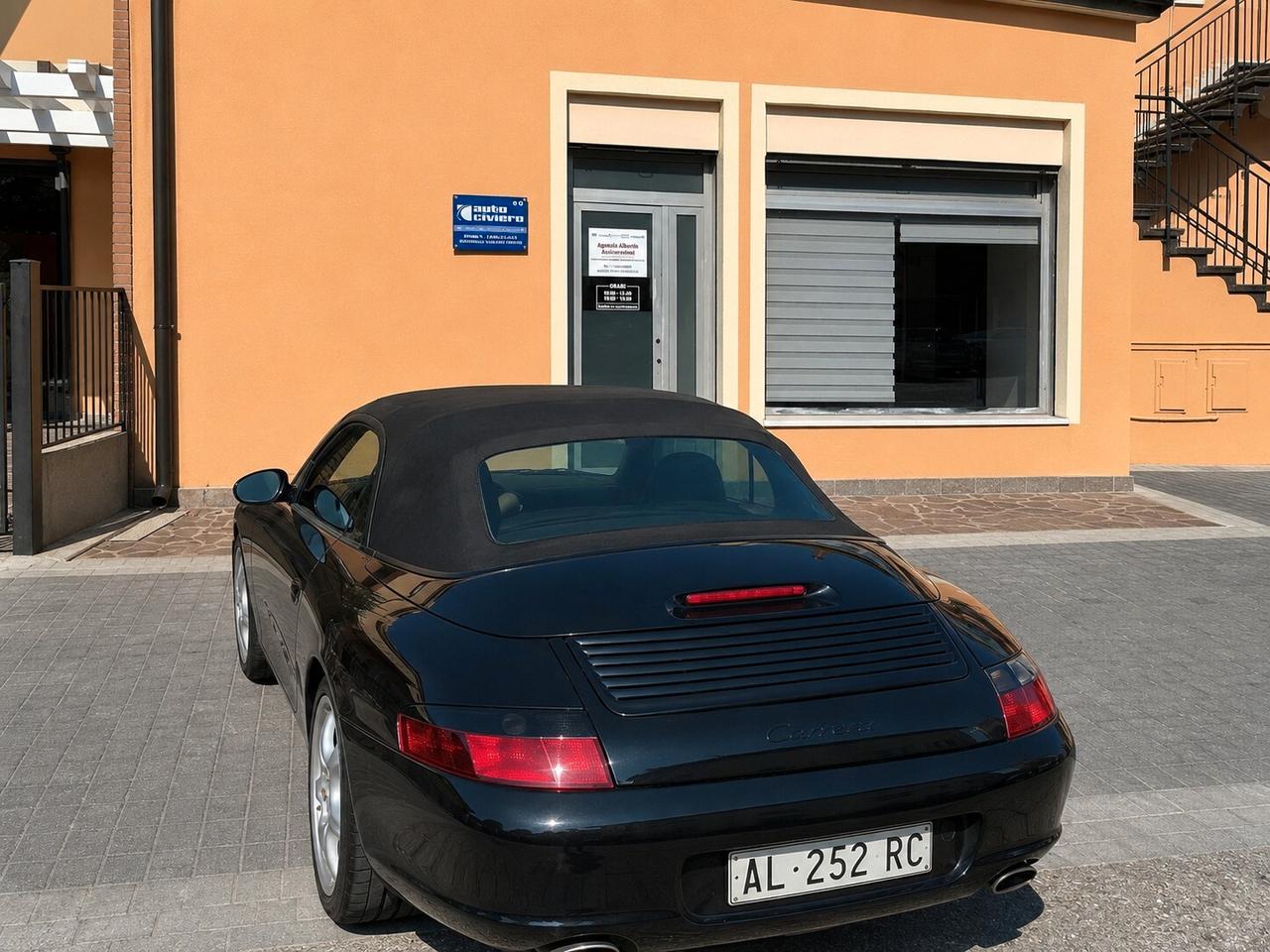 Porsche 911_996 Carrera 4 cat Cabriolet 300cv
