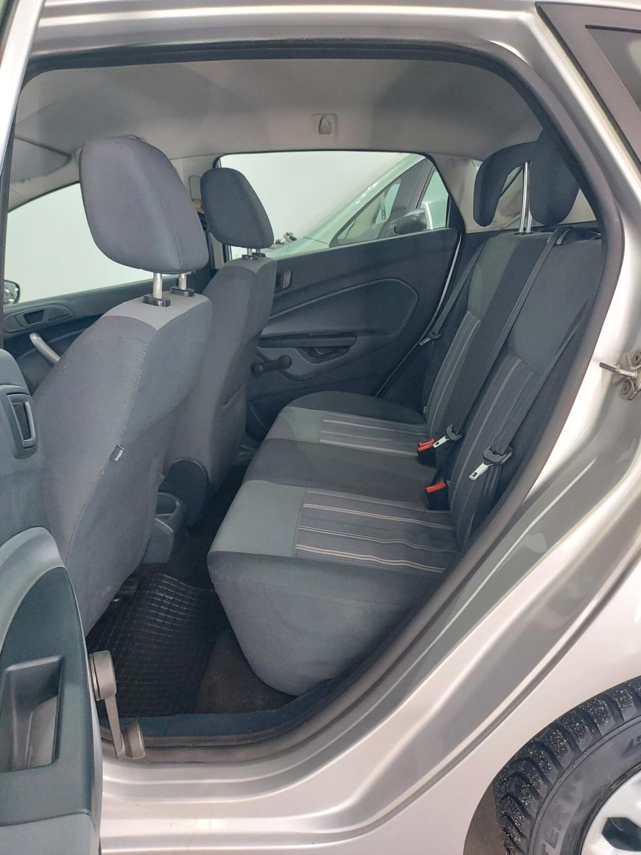 Ford Fiesta 1.4 TDCi 5p. Titanium