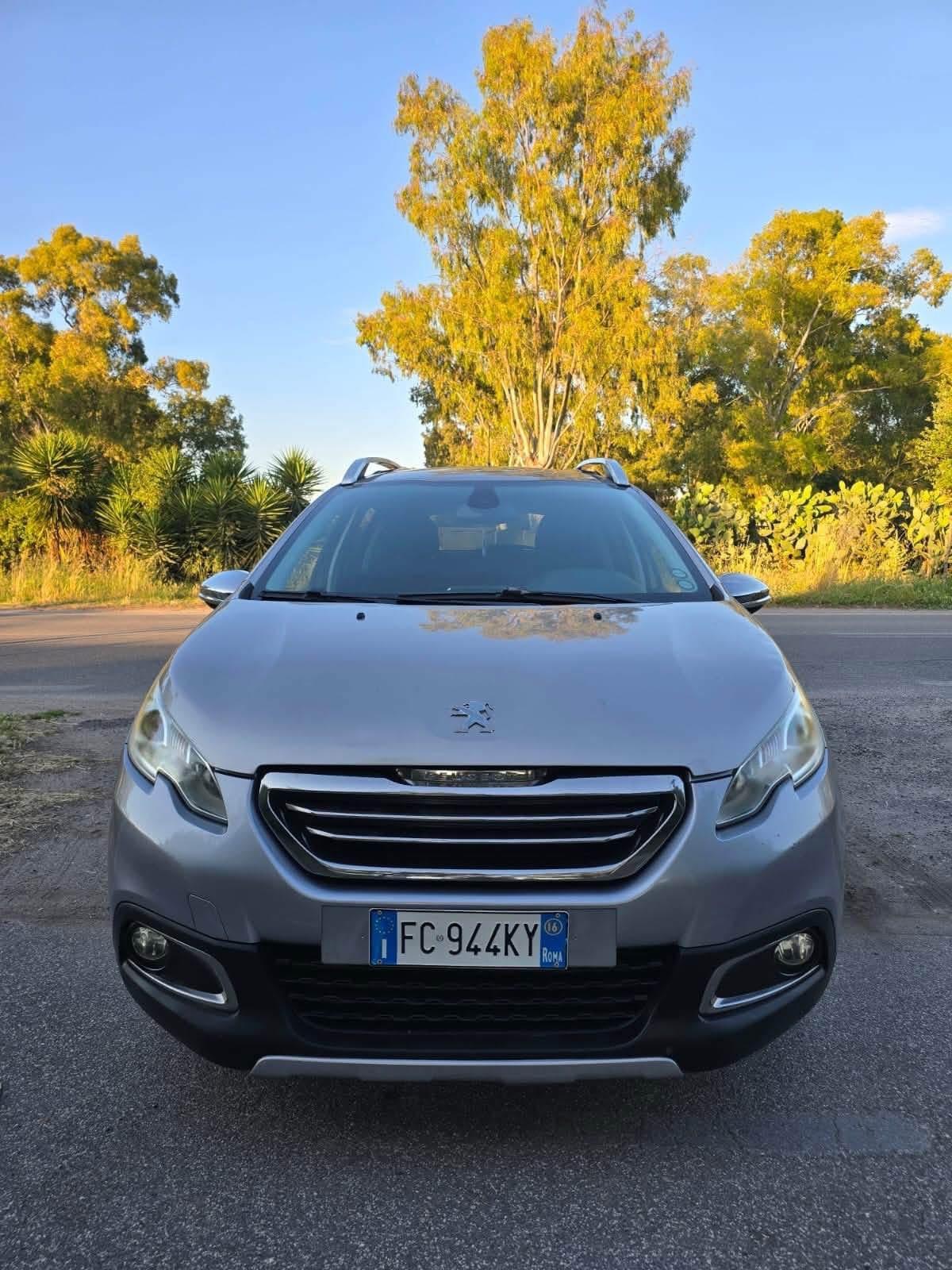 Peugeot 2008 BlueHDi 100 Black Matt