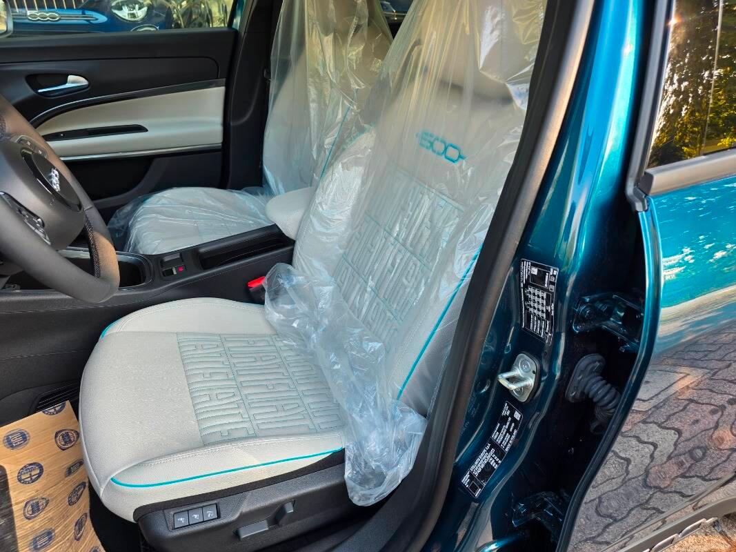 Fiat 600 1.2 hybrid La Prima 110cv auto