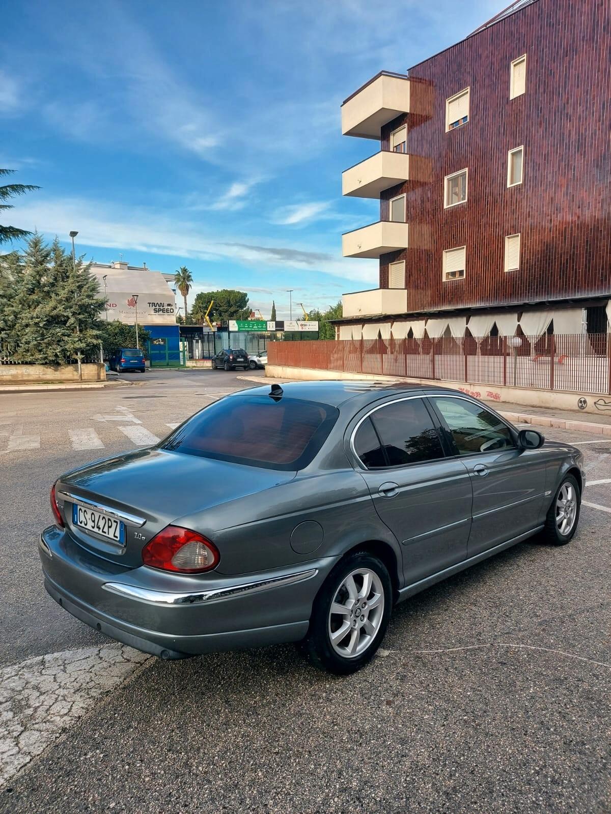 Jaguar X-Type 2.0D cat Executive 2004