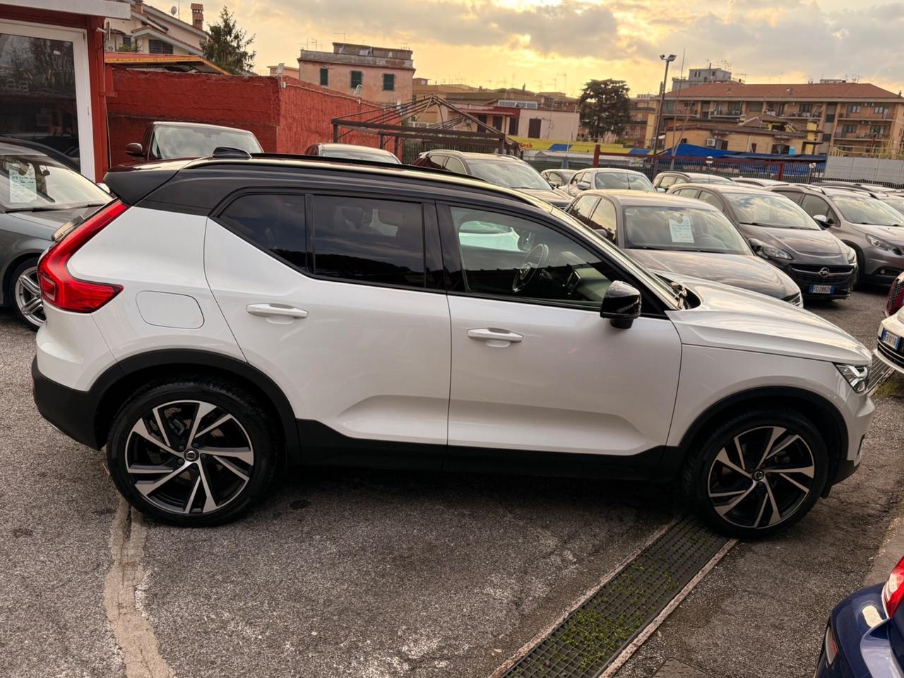 XC40 D4 AWD Geartronic R-design-unipro-