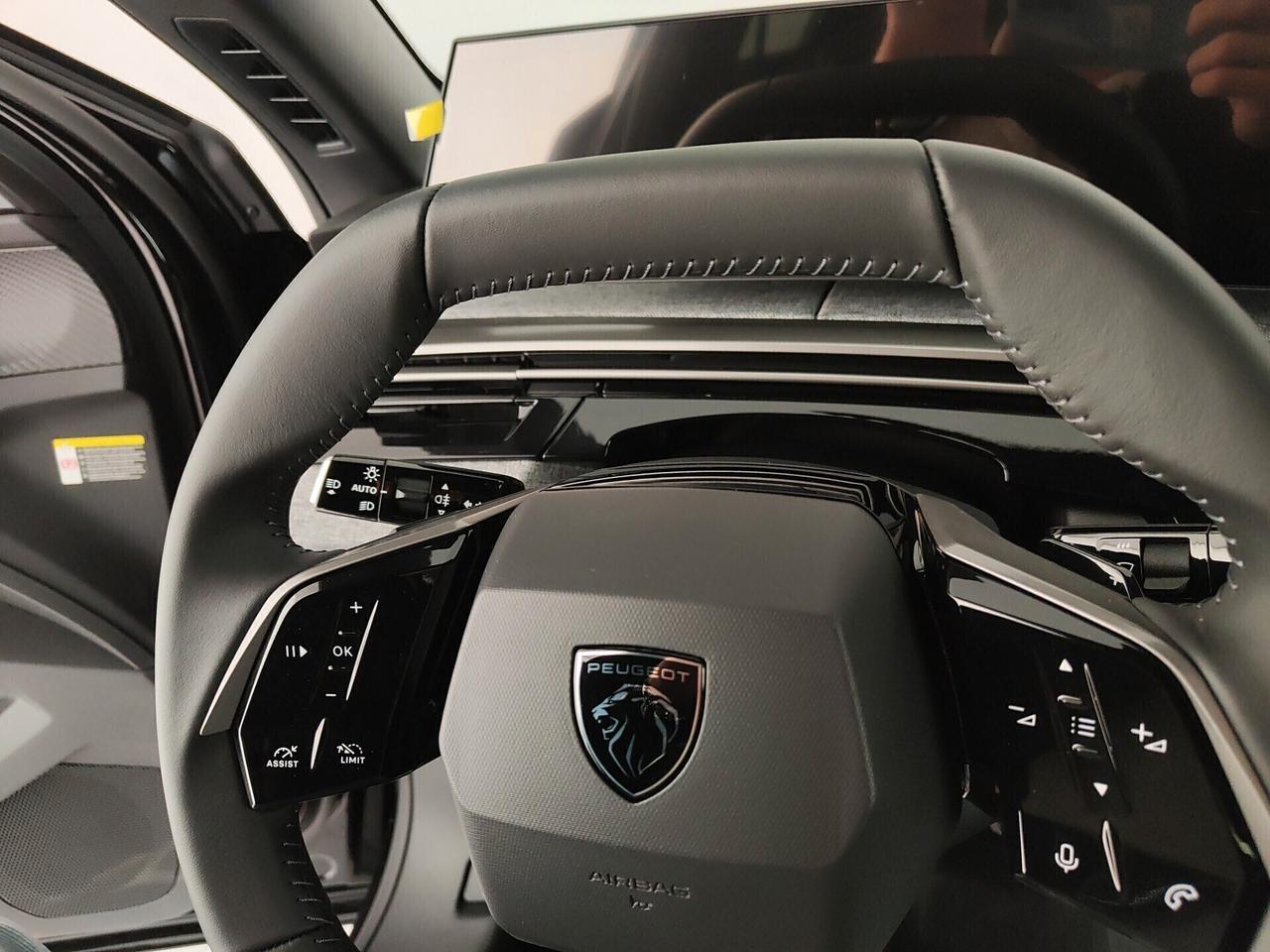 Peugeot 3008 e-3008 motore elettrico (73kWh) 210 CV Allure
