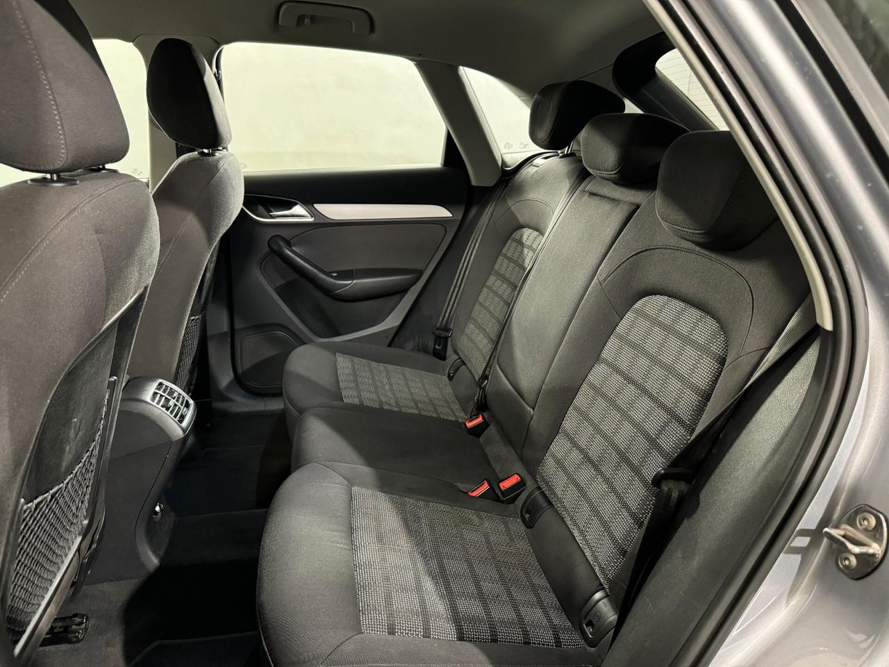 Audi Q3 2.0 TDI 150 CV EURO6 1 PROPRIETARIO