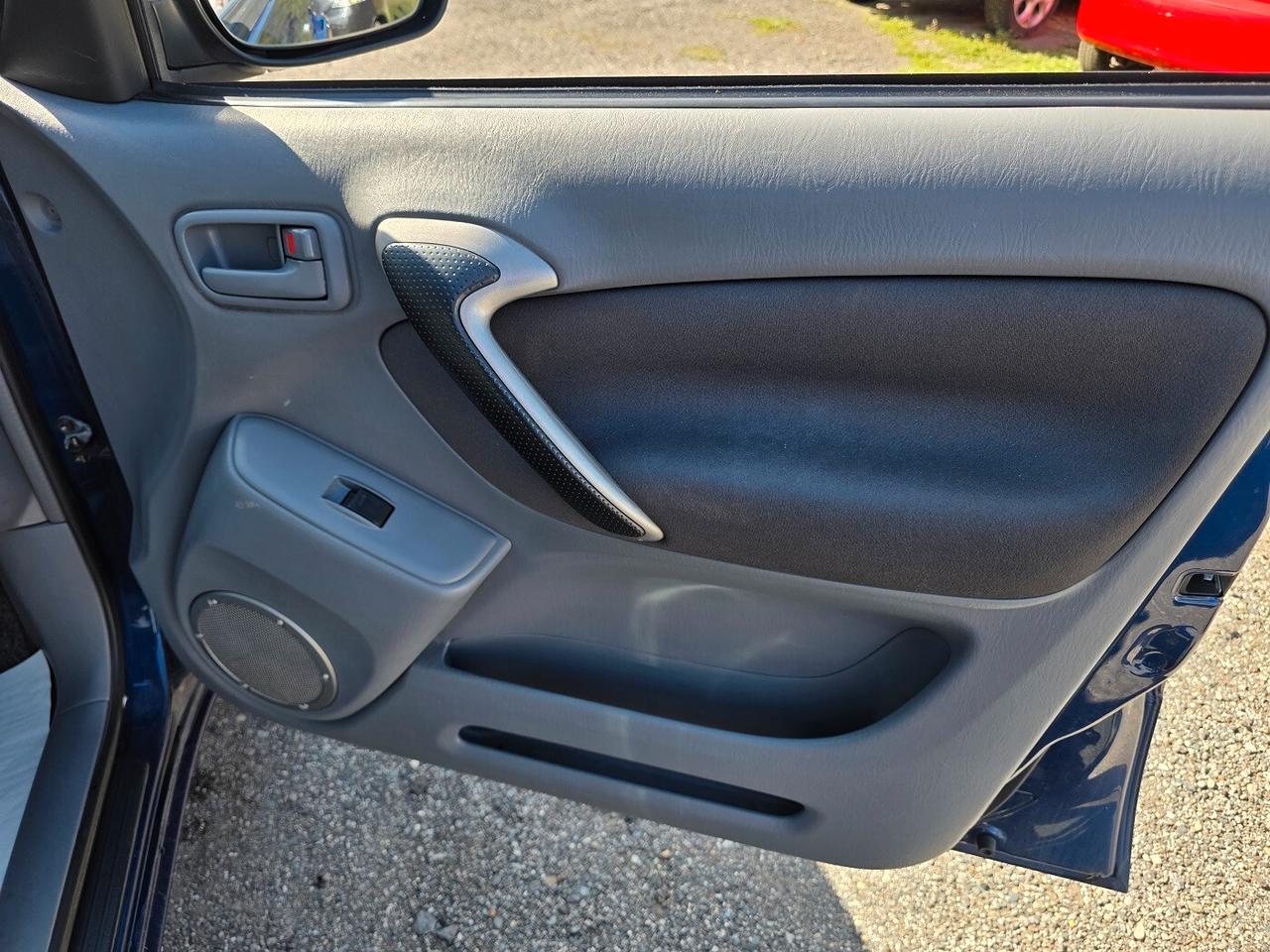 Toyota RAV 4 2.0 Tdi D-4D cat 5 porte