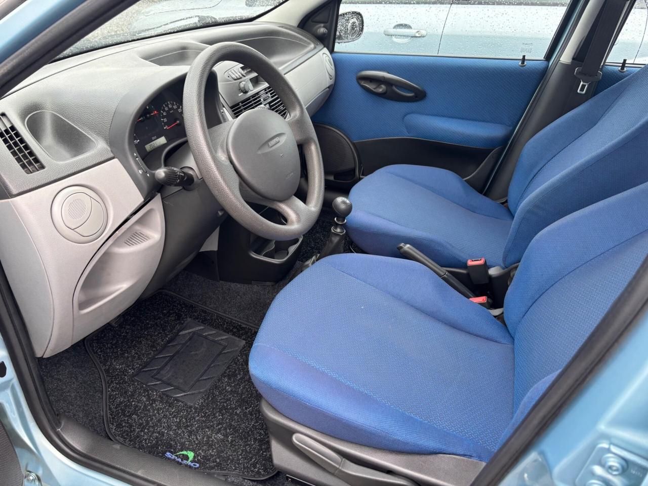Fiat Punto 1.2i 16V cat 5 porte ELX