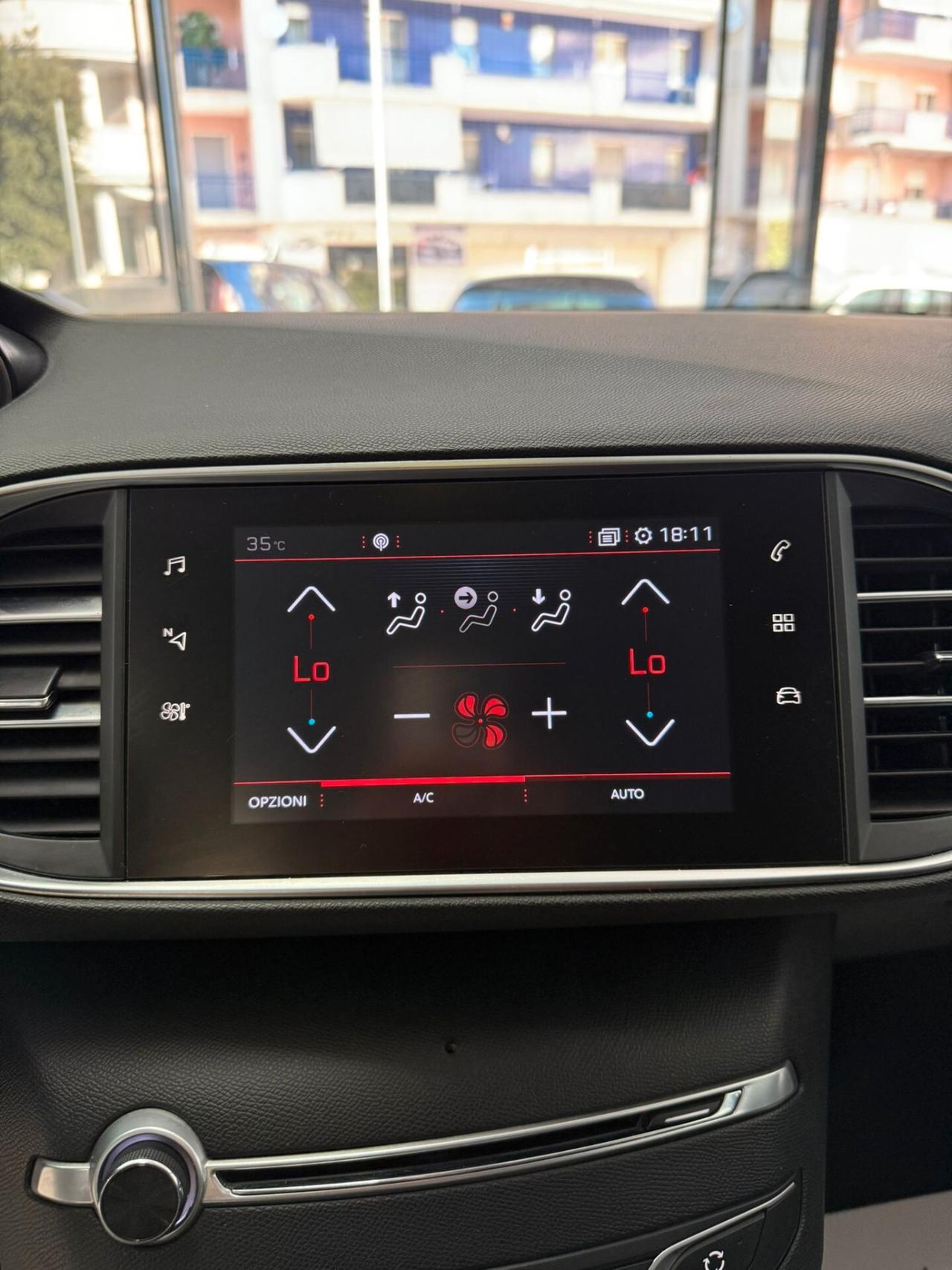 Peugeot 308 BlueHDi 120 S&S EAT6 SW Allure