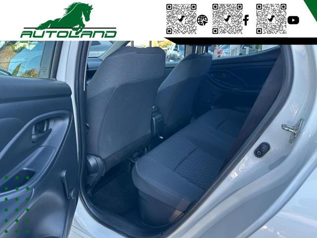 TOYOTA Yaris 1.5 Hybrid 5 porte Active