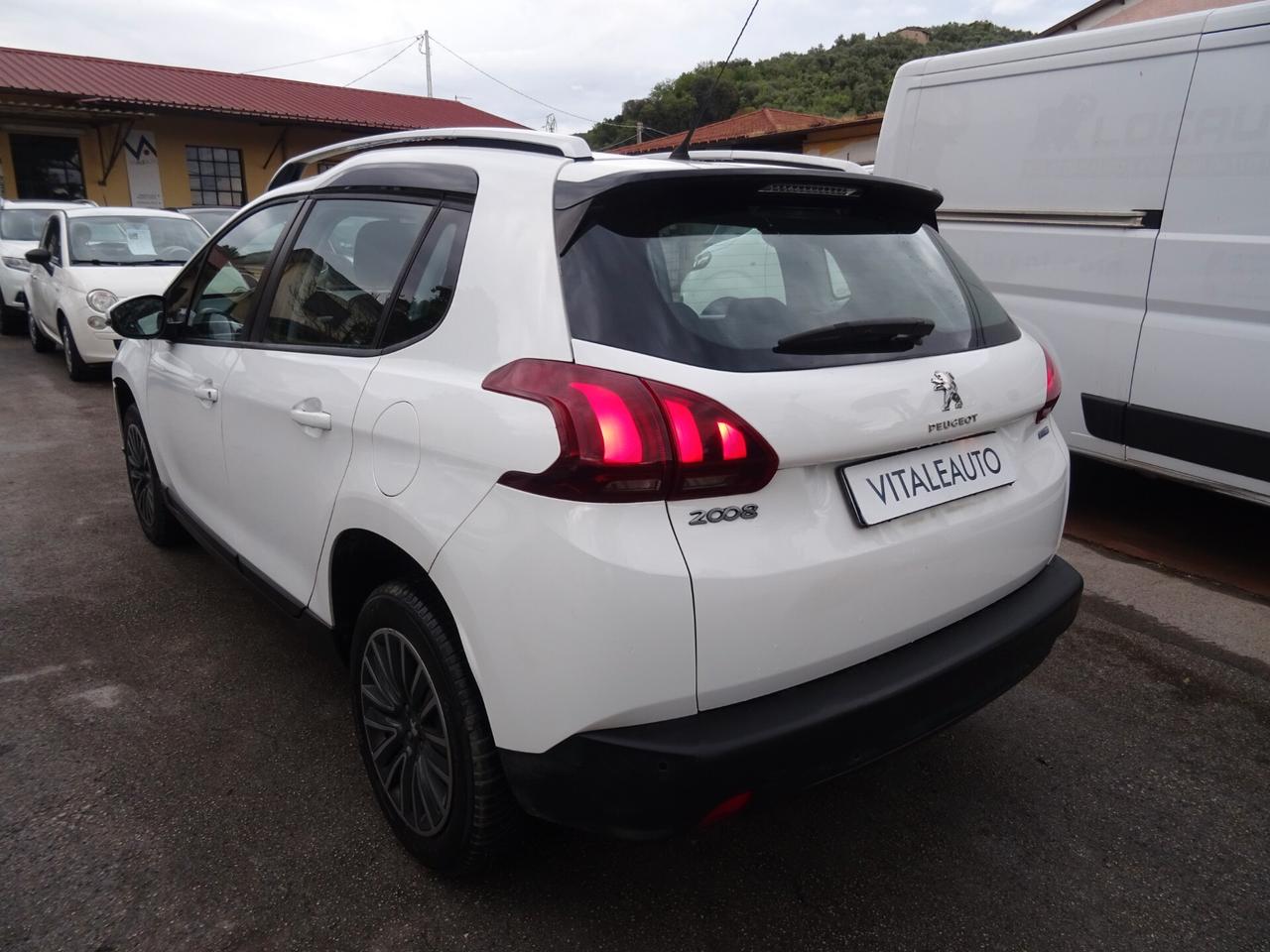 Peugeot 2008 PureTech 82 Active OK NEOPATENTATI