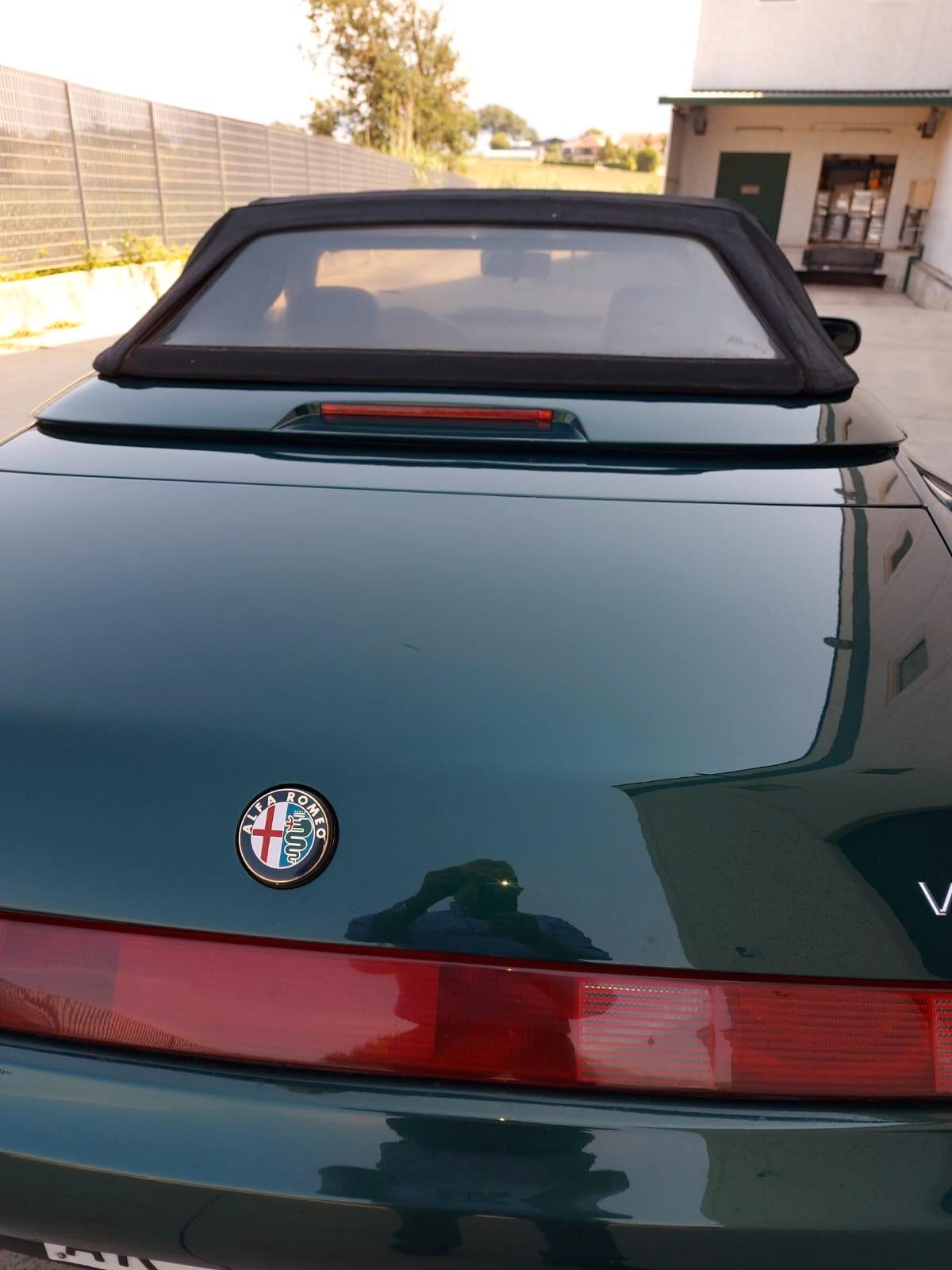 Alfa Romeo Spider 3.0 v 6