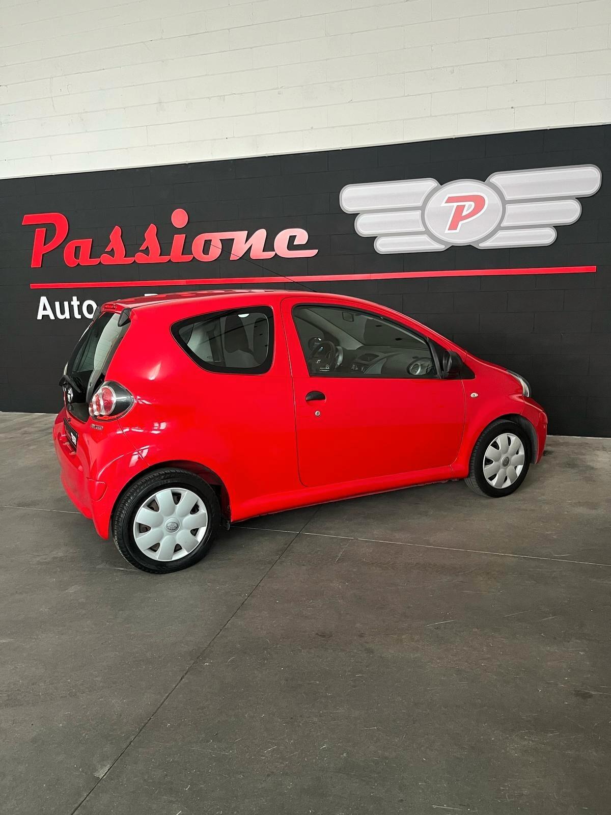 Toyota Aygo 1.0 12V VVT-i 3 porte Now