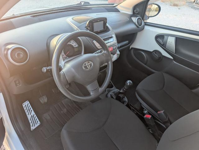 TOYOTA Aygo 1.0 12V VVT-i 5 porte Active Connect - TAGLIANDATA