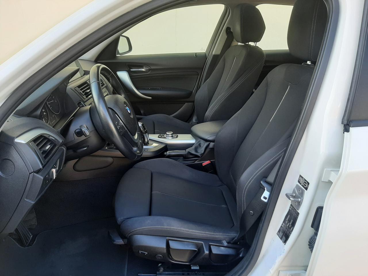 Bmw 118i 170cv 5p. Sport Line Aut.