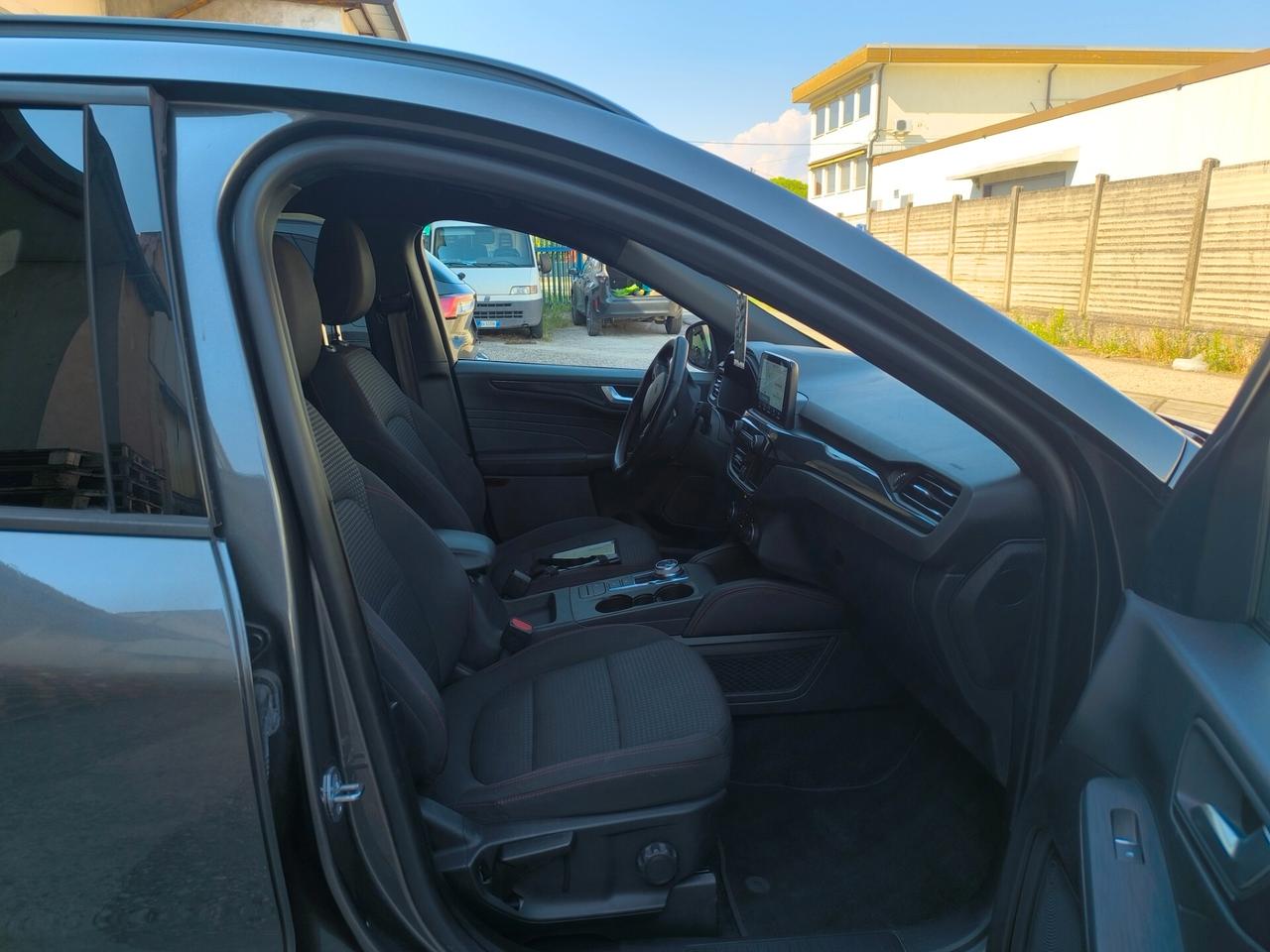 Ford Kuga 2.5 Full Hybrid 190 CV CVT AWD ST-Line Design
