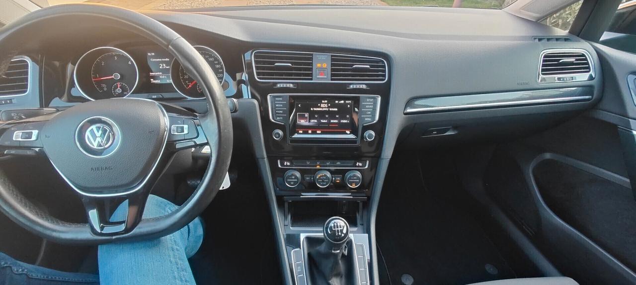Volkswagen Golf 1.6 TDI 5p. Highline BlueMotion Technology