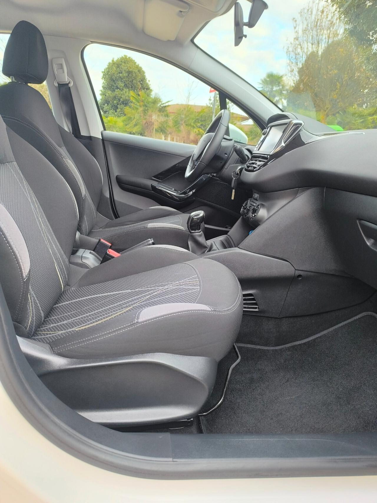 Peugeot 208 1.4 VTi 95 CV 5p. GPL Allure neopatentati