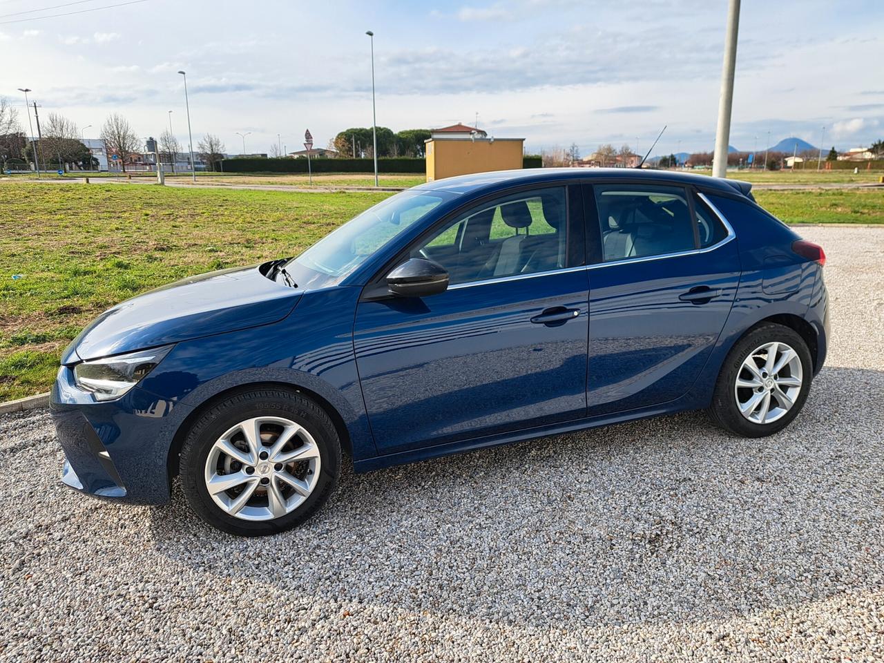 Opel Corsa 1.2 Elegance 75cv NEOPATENTATI GARANZIA