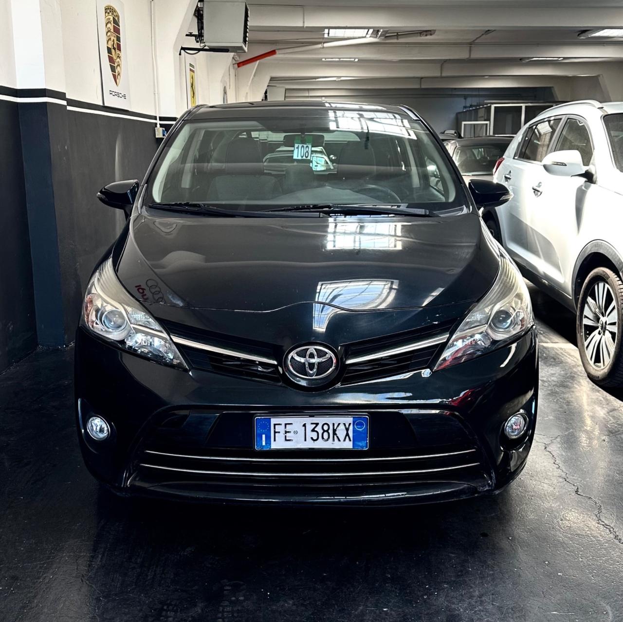 Toyota Verso 1.6 D-4D euro6B FULL OPTIONAL – 68.000 KM – TETTO PANORAMICO – PARI AL NUOVO 1proprietario