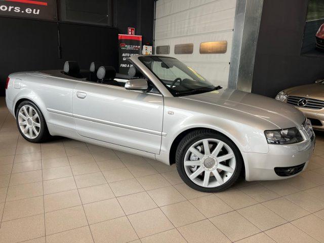 AUDI S4 Cabrio 4.2 V8 quattro tiptronic FULL SERVICE !