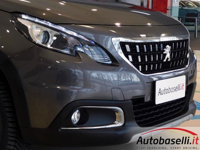 PEUGEOT 2008 1.2 TURBO 110CV S&S ALLURE, NAVIGATORE, CARPLAY