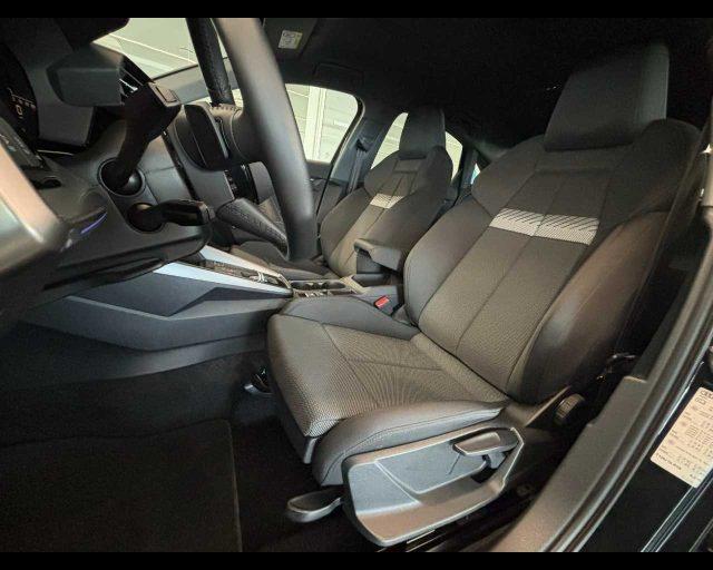 AUDI A3 Sedan 35 TDI S tronic S line edition
