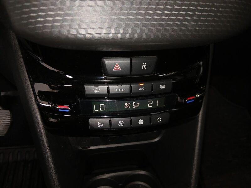 Peugeot 2008 1.6 bluehdi Allure 100cv my16