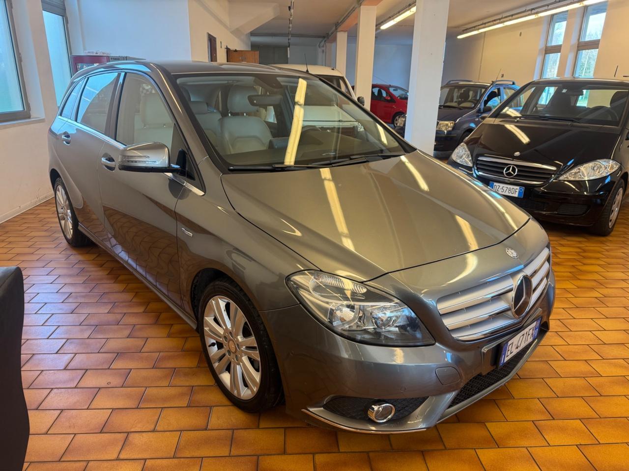 Mercedes-benz B 180 CDI BlueEFFICIENCY Executive OK NEO