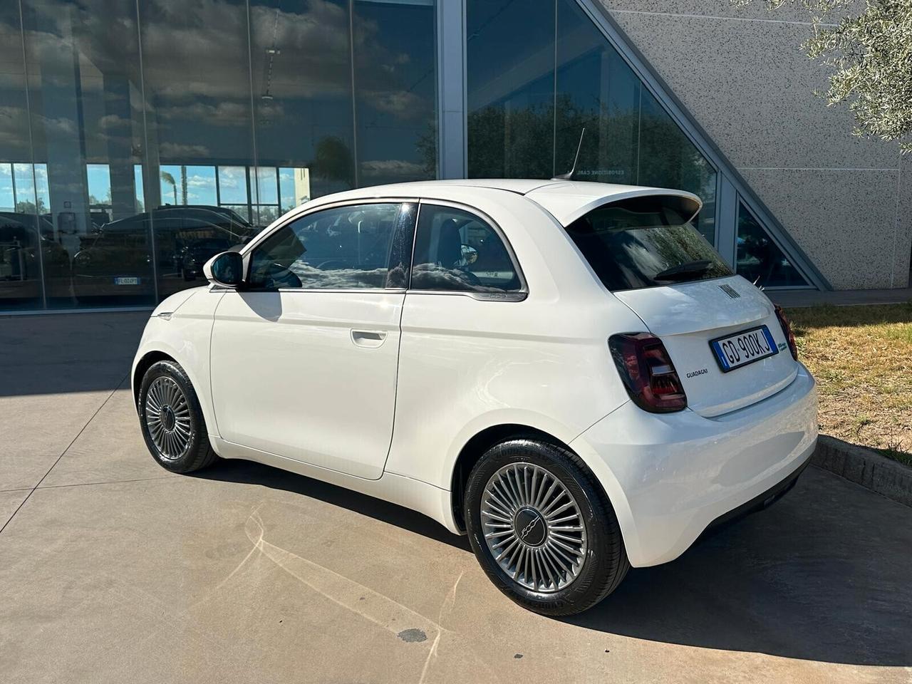 Fiat 500e La Prima Full Electric