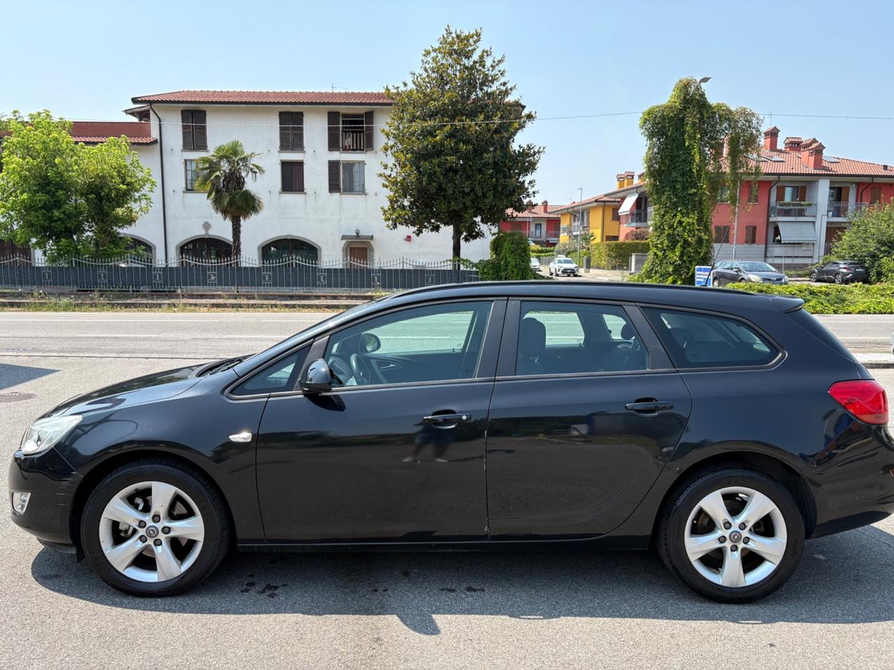 Opel Astra 1.7 CDTI 110CV Sports Tourer Cosmo