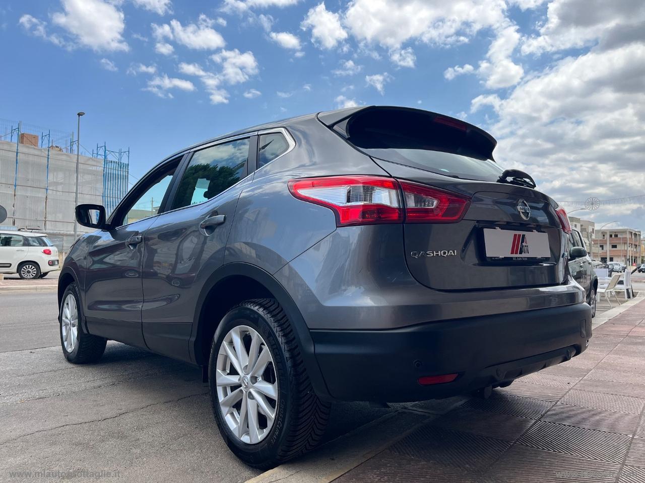 NISSAN Qashqai 1.5 dCi Acenta Premium GANCIO TRAINO