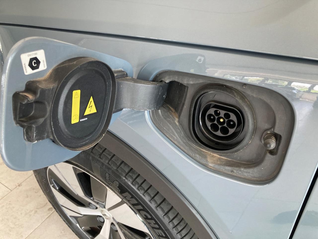 VOLVO XC40 1.5 t4 recharge phev Core auto
