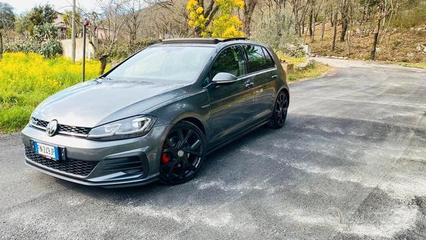 VOLKSWAGEN Golf 7ª serie - 2018