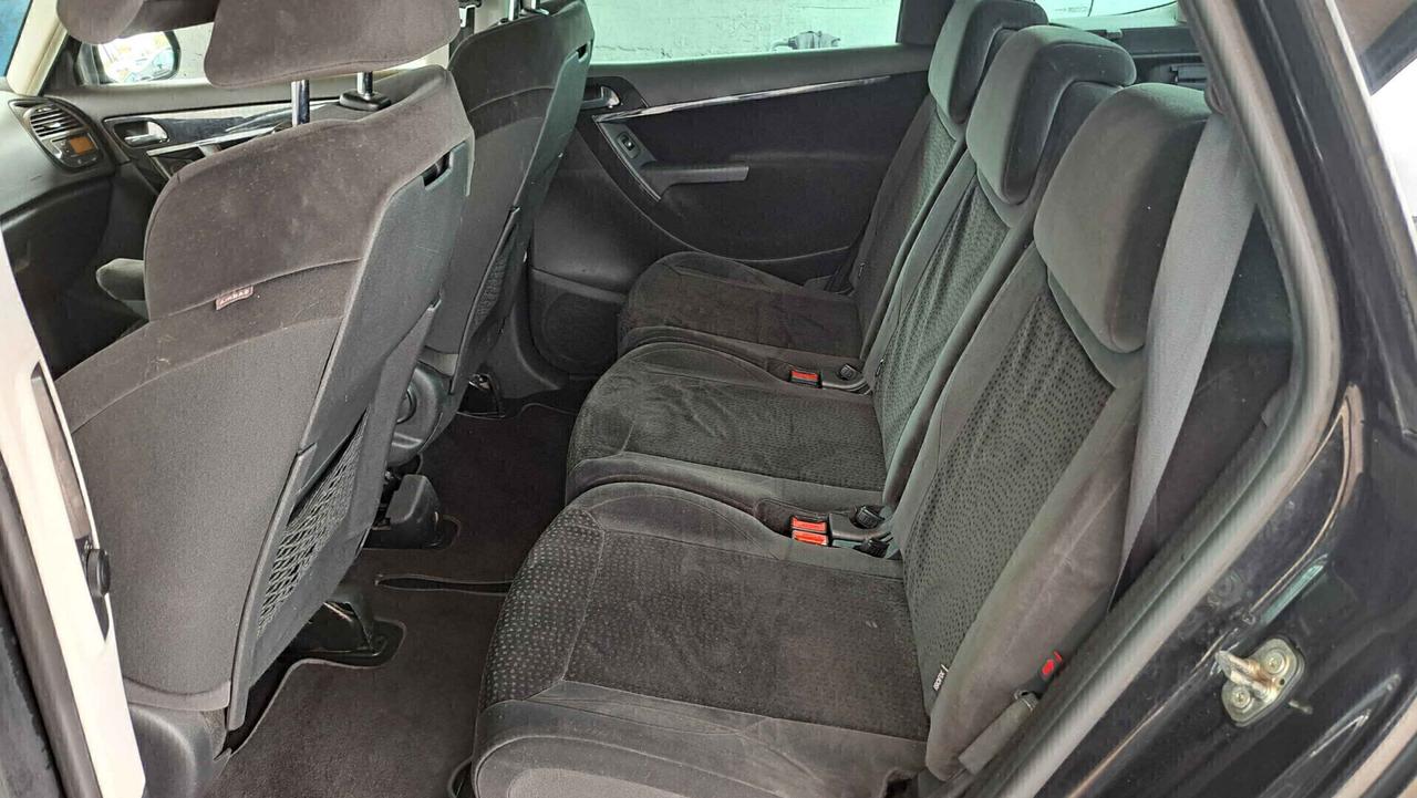 Citroen C4 Picasso 1.6 HDi 110 CV Cambio Automatico Exclusive.