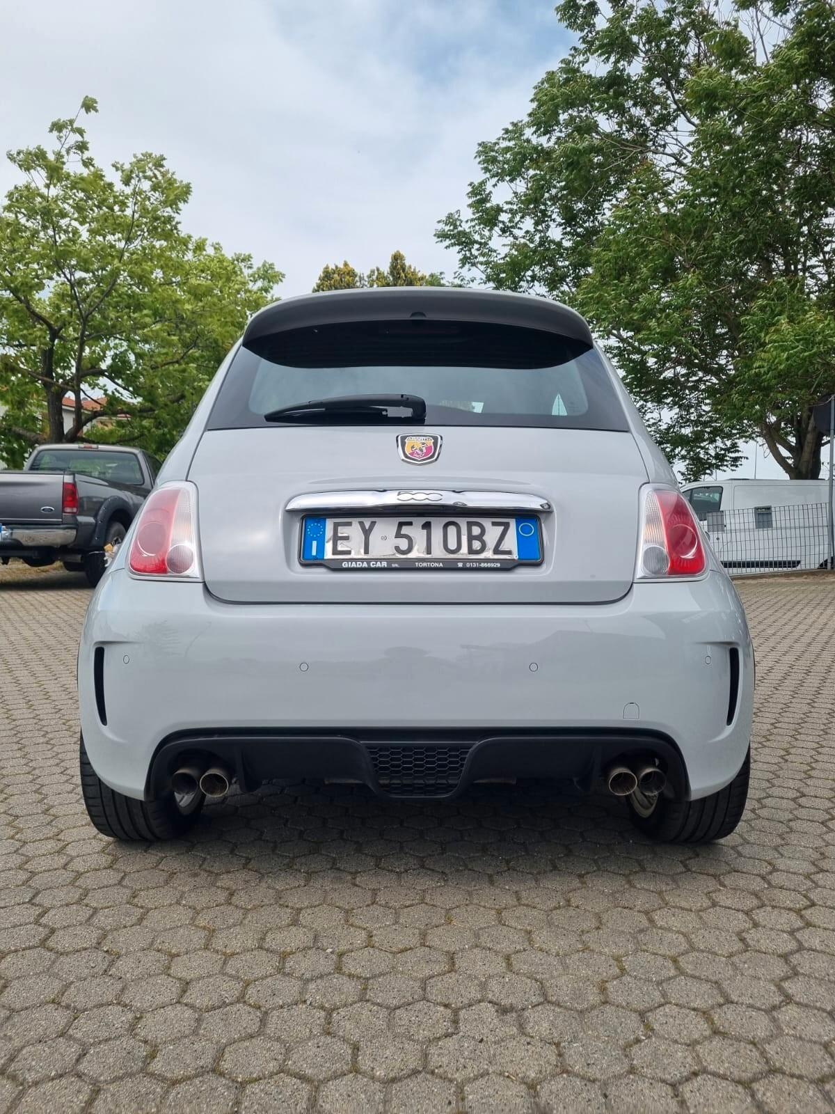 Abarth 500 1.4 Turbo T-Jet Custom