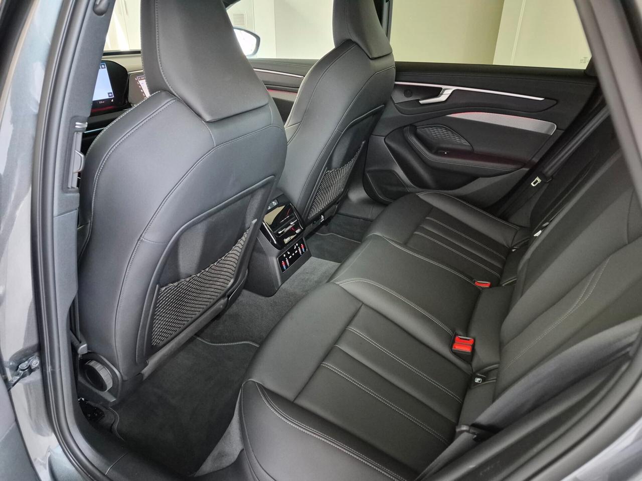 Audi A6 AVANT *NEW GENERETION* S LINE EDITION TDI S-TRONIC TETTO MATRIX DISPLAY PASS. 360° AUTO UFFICIALE AUDI 1 PROPRIETARIO
