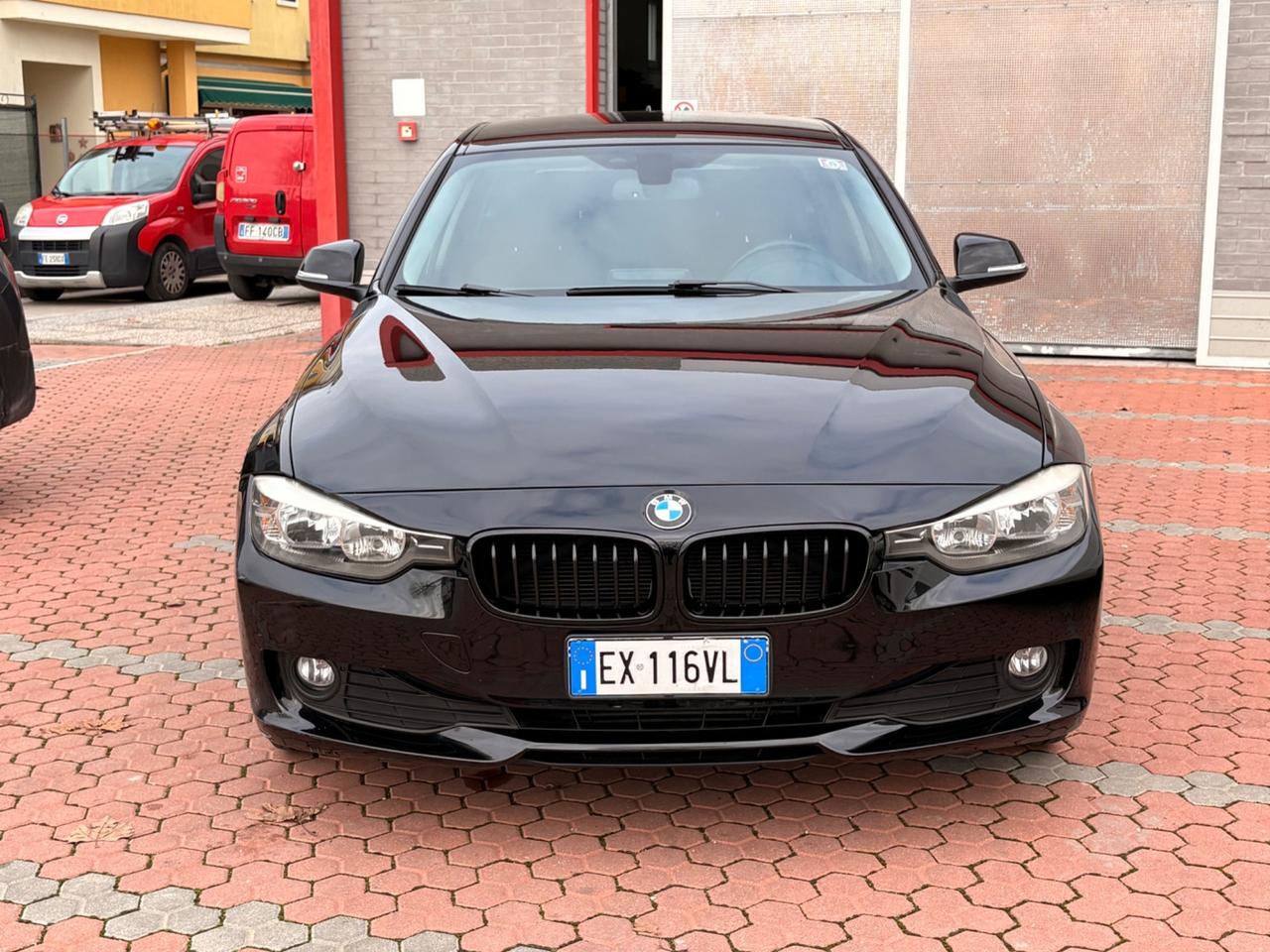 Bmw 116 116d 5p. Urban