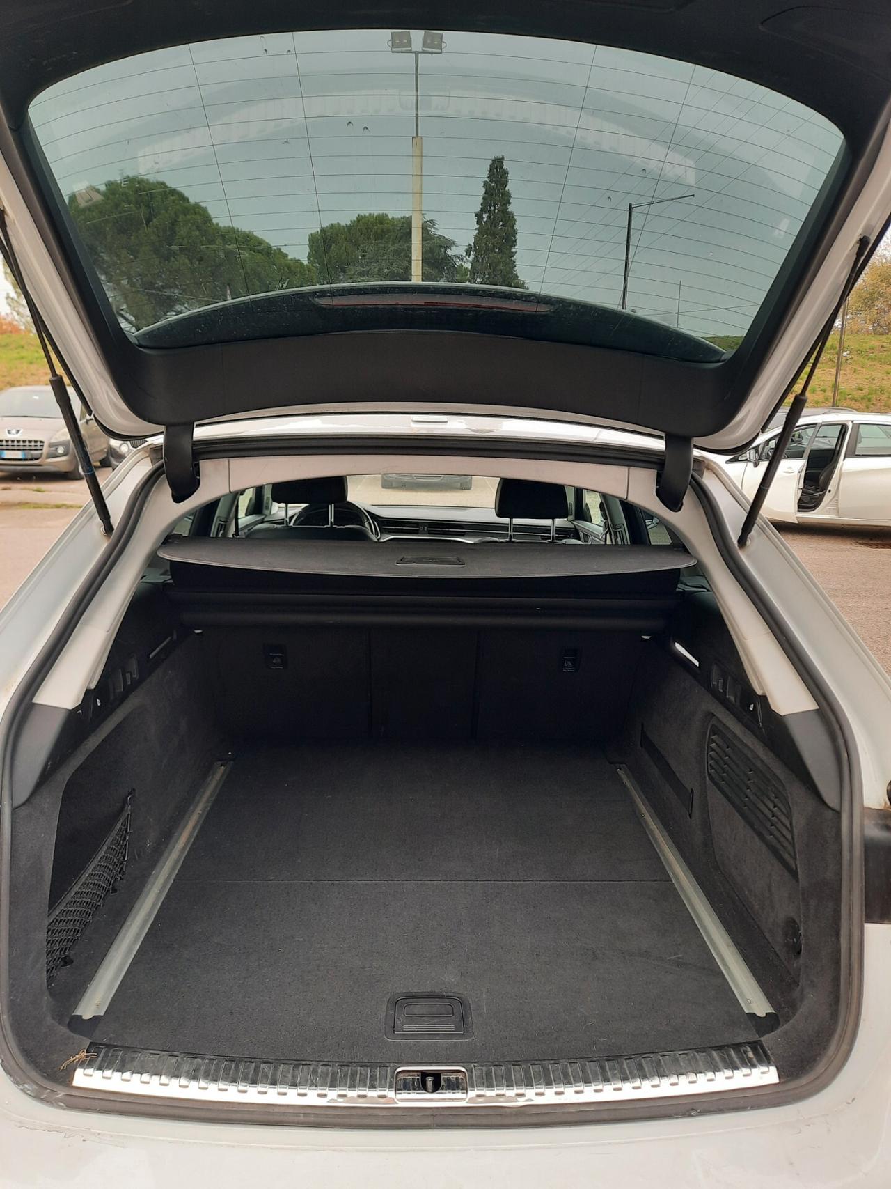 Audi A6 Avant 40 2.0 TDI S tronic Business Design