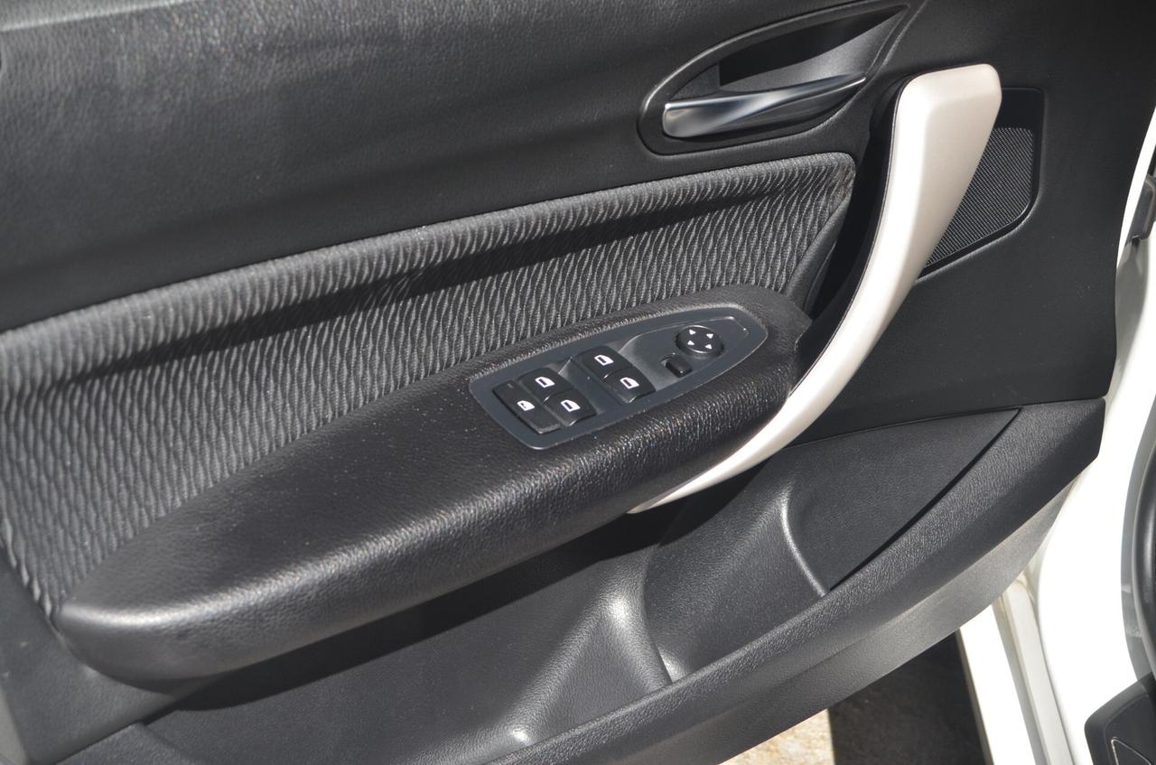 Bmw 118 118i 5p.