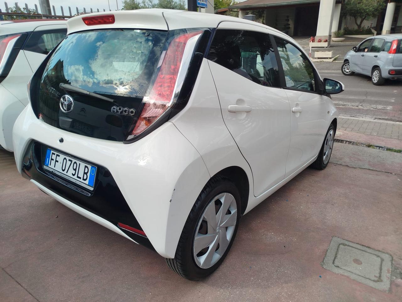 AYGO 1.O AUTOM *PREZZO VERO* CRONO TAGLIANDI - GARANZIA 12 MESI