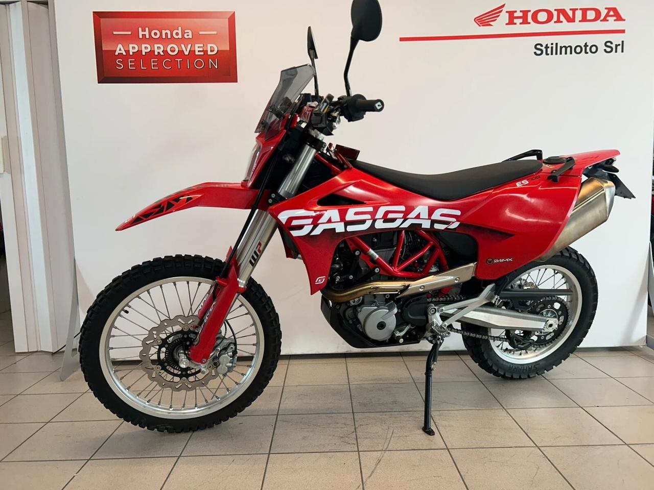 Gas ES 700
