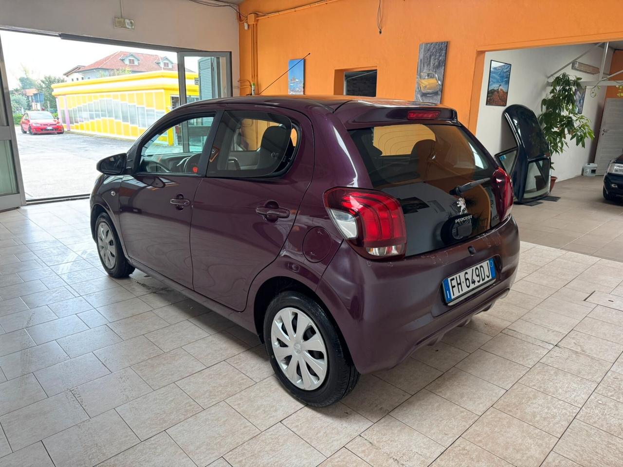 Peugeot 108 VTi 68 5 porte Allure TOP!