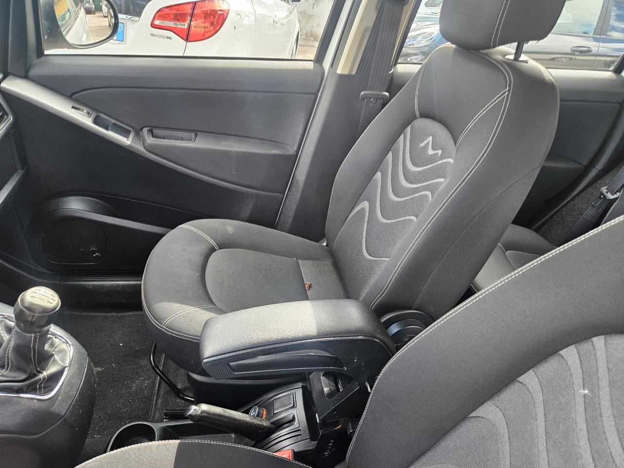 Lancia MUSA 1.3 Mjt Gold 2012
