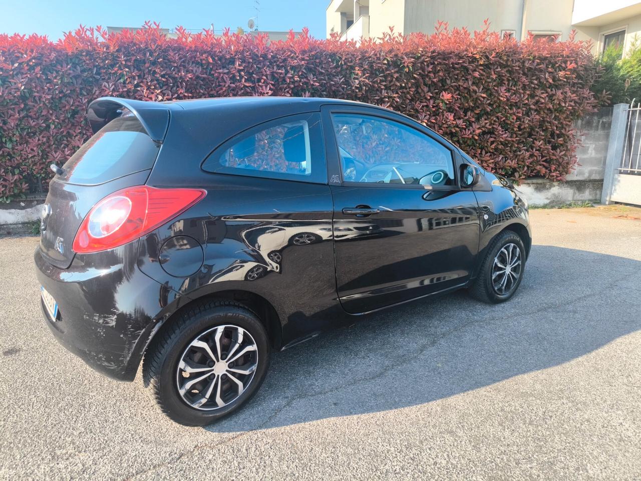 FORD KA 1,2 BENZ- KM 98000 -OK NEOPATENTATI