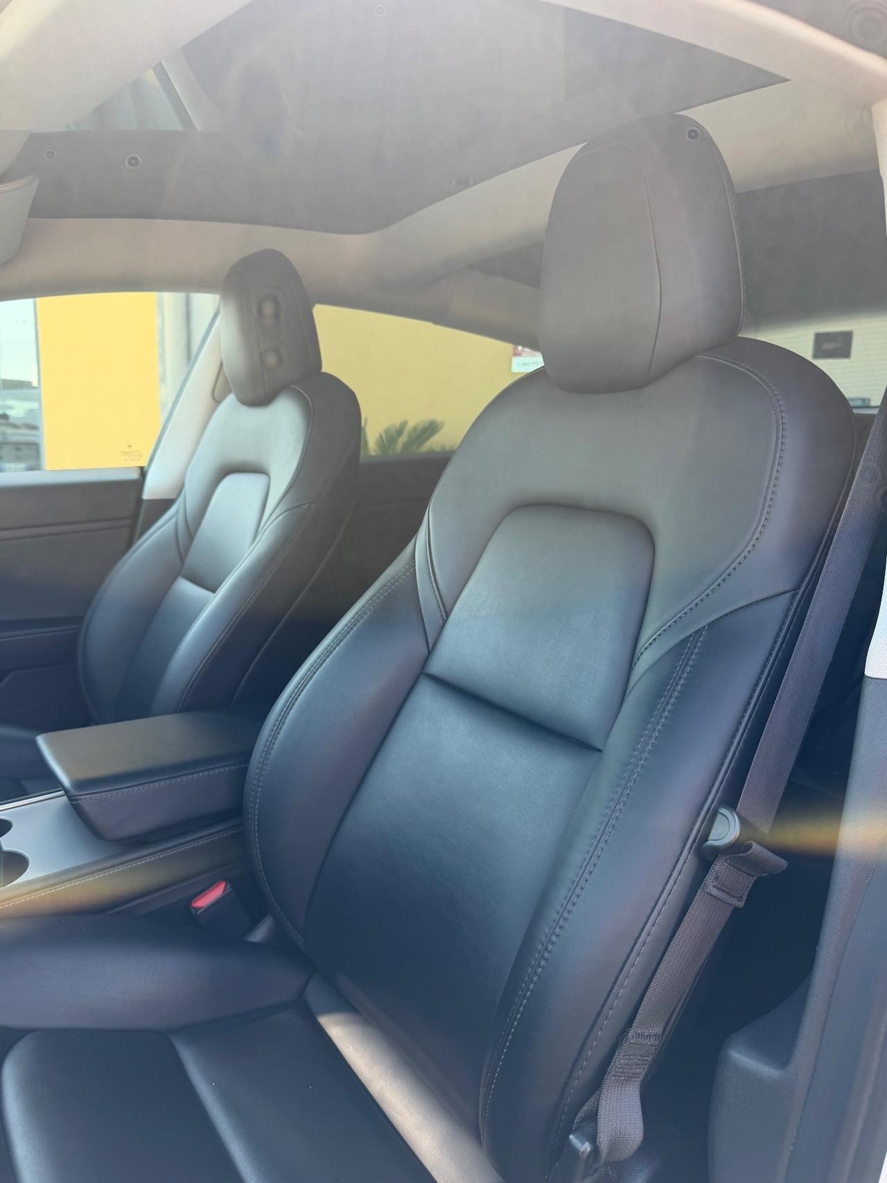 Tesla Model 3 Long Range AWD Performance
