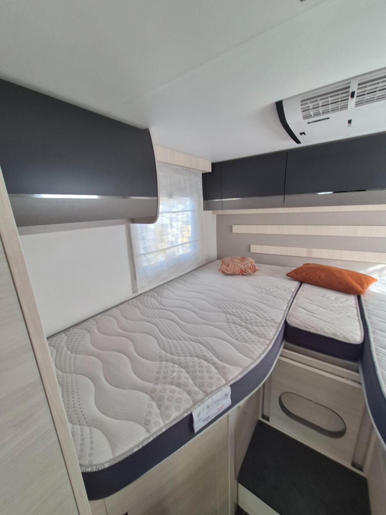 Challenger 337 GRAPHITE ULTIMATE LETTI GEMELLI