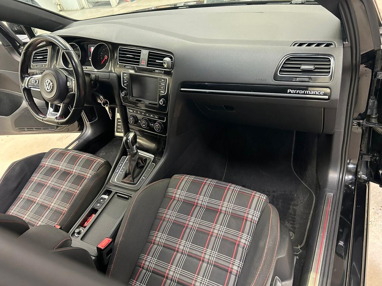 Volkswagen Golf GTI Performance 2.0 TSI 119000 km pari al nuovo