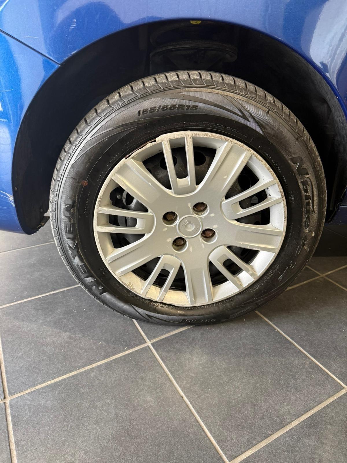 Fiat Doblo 1.9 JTD - 5 POSTI-AUTOCARRO -CONTO VENDITA