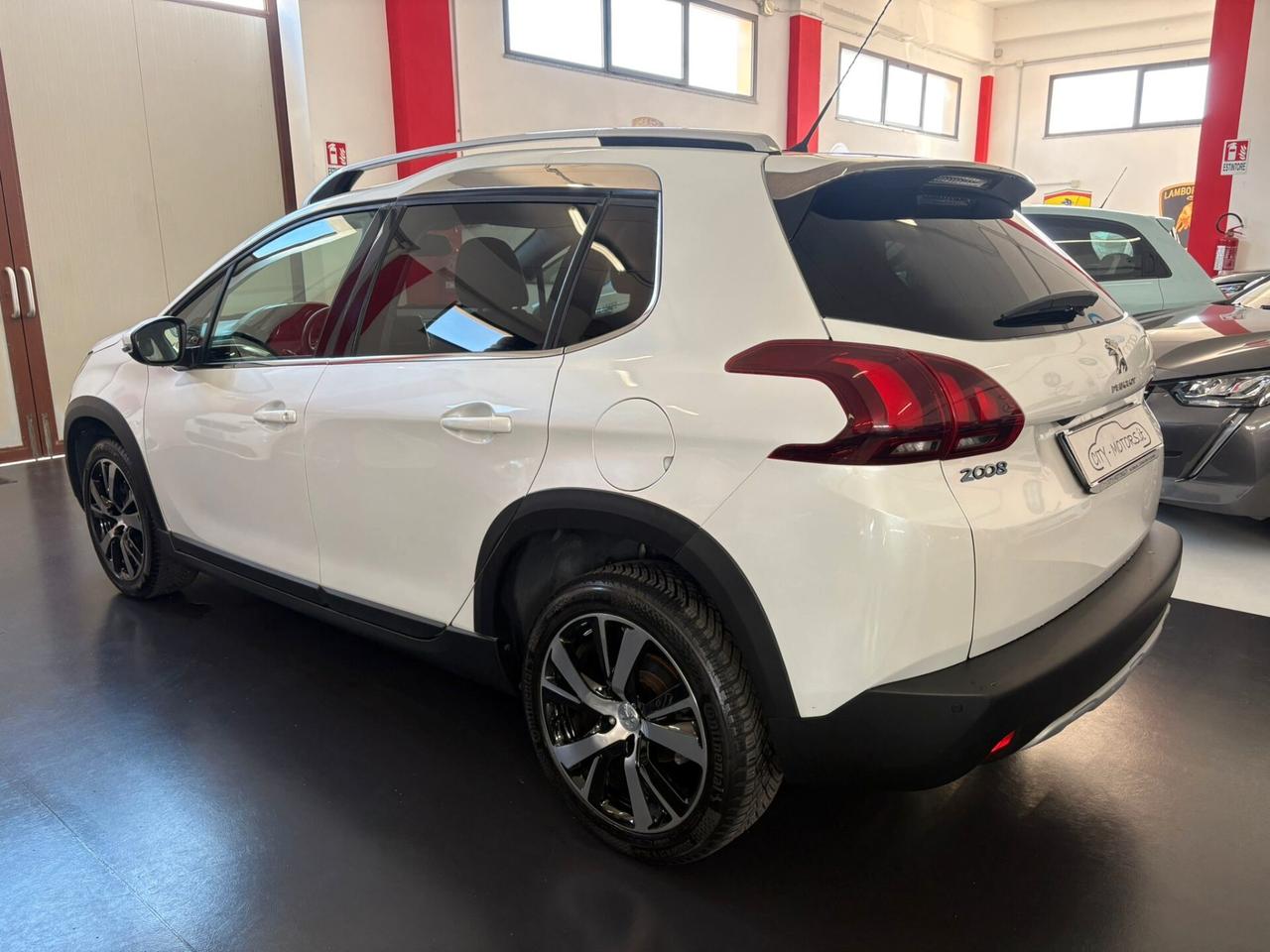 Peugeot 2008 BlueHDi 100 Allure PROMO