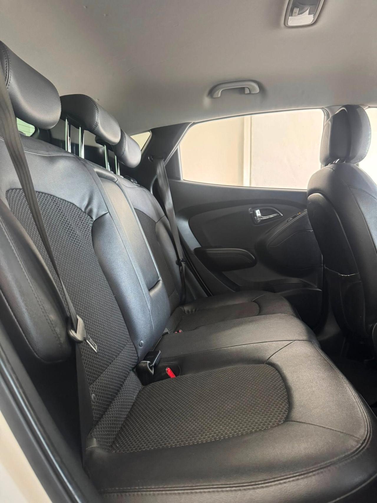 Hyundai iX35 1.7 CRDi 2WD Xpossible - 2013