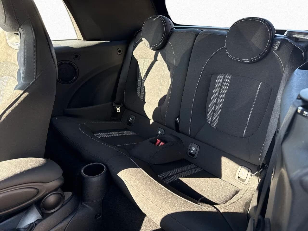 MINI Cooper S Cabrio JCW Navi LED CarPlay Temp